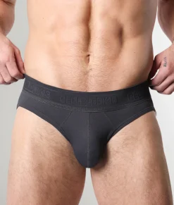 Briefs<CELLBLOCK13 Brigade Brief