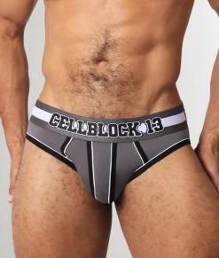 Briefs<CELLBLOCK13 Challenger Brief