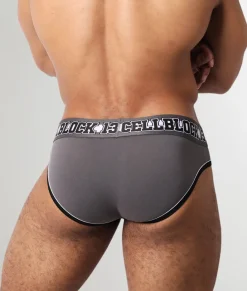 Briefs<CELLBLOCK13 Challenger Brief