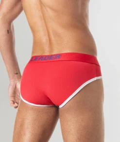 Briefs<Leader Hero Brief