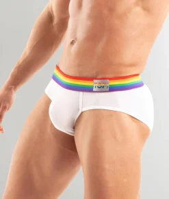 Briefs<TOF Paris Pride Brief