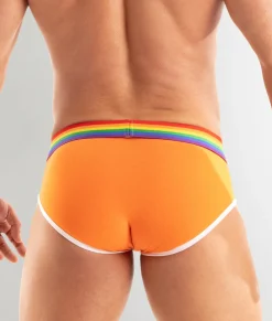 Briefs<TOF Paris Pride Brief