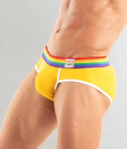 Briefs<TOF Paris Pride Brief