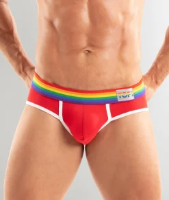 Briefs<TOF Paris Pride Brief