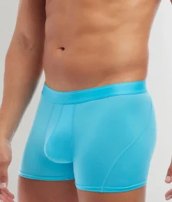 Trunks<2(X)IST Electric Trunk