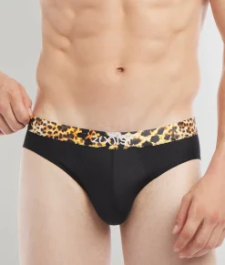 Briefs<2(X)IST Sliq Brief