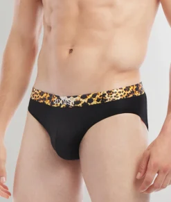 Briefs<2(X)IST Sliq Brief