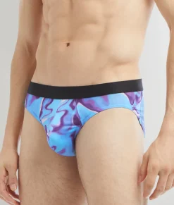 Briefs<2(X)IST Sliq Brief