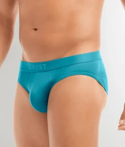 Briefs<2(X)IST Sliq Brief