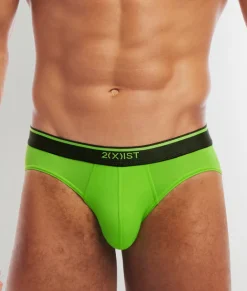 Briefs<2(X)IST Speed Dri Brief