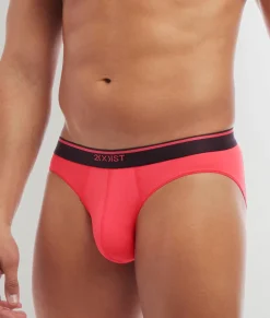Briefs<2(X)IST Speed Dri Brief